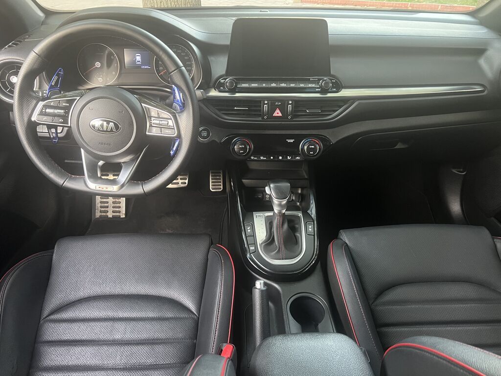 Kia K3: 2019 г., 1.6 л, Робот, Бензин, Хэтчбэк: фото 8
