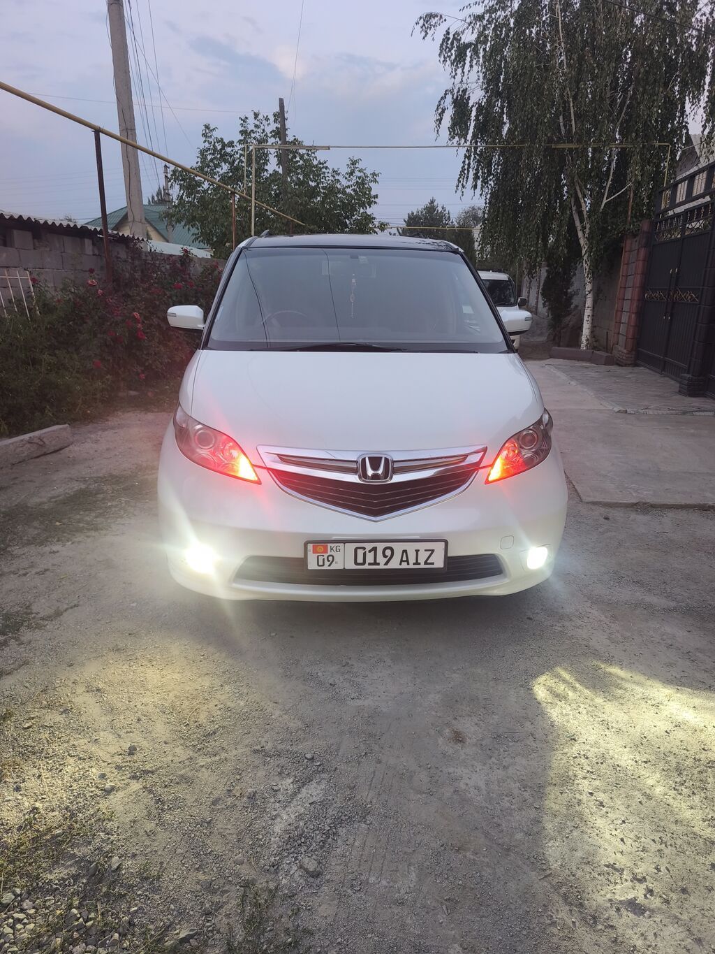 Honda Elysion: 2004 г., 0.3 л, Автомат, Газ: фото 5