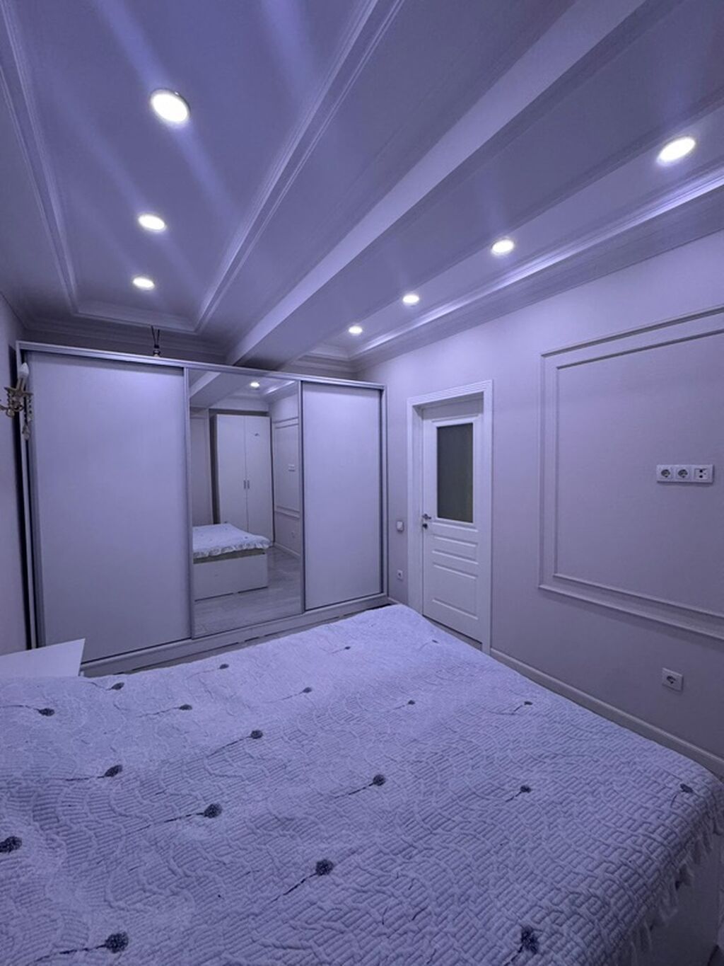 2 комнаты, 50 м², КНУ Индивидуалка, 1 этаж, Дизайнерский ремонт: фото 2