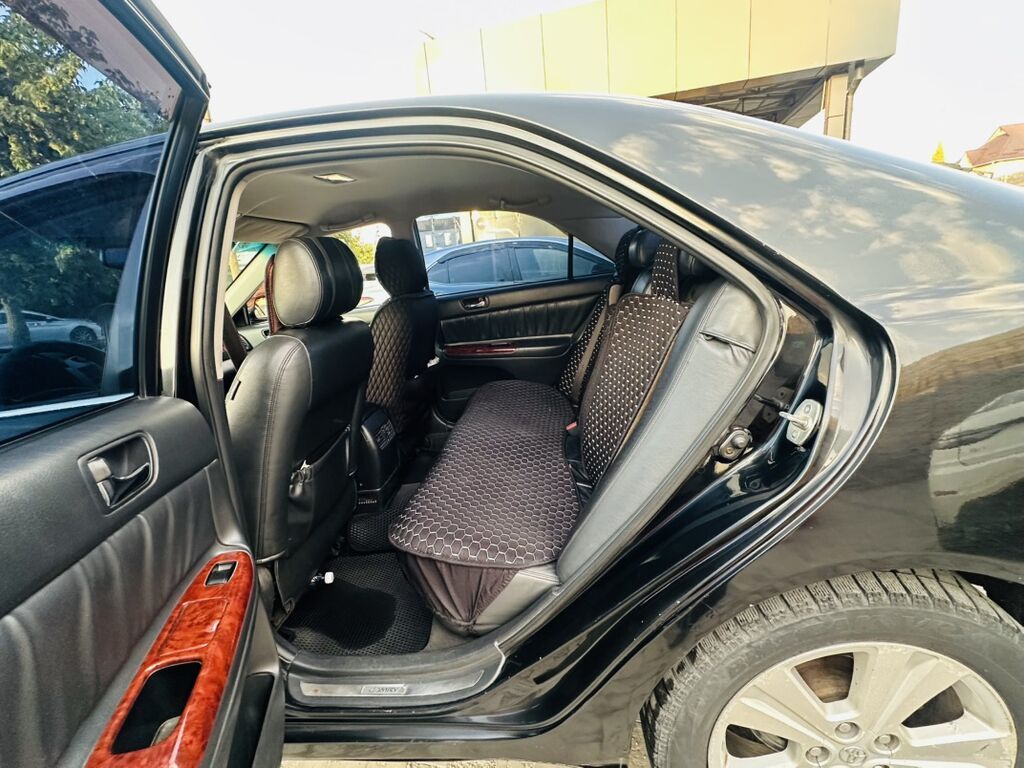 Toyota Camry: 2005 г., 2.4 л, Автомат, Бензин, Седан: фото 2