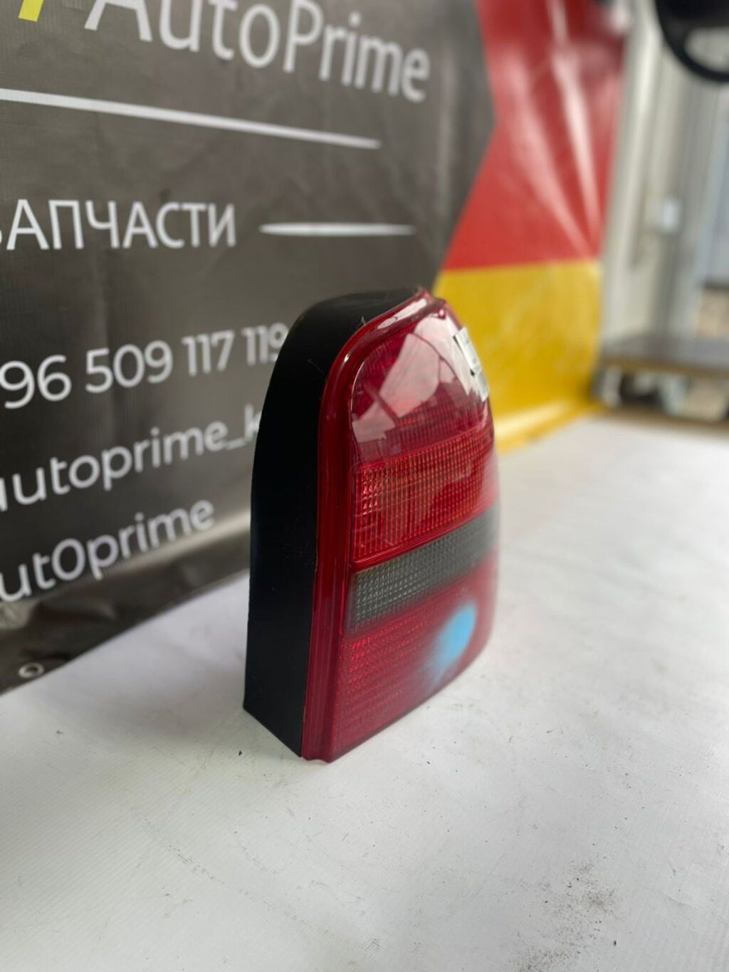 Задний правый стоп-сигнал Audi 1996 г., Б/у, Оригинал, Германия: фото 5