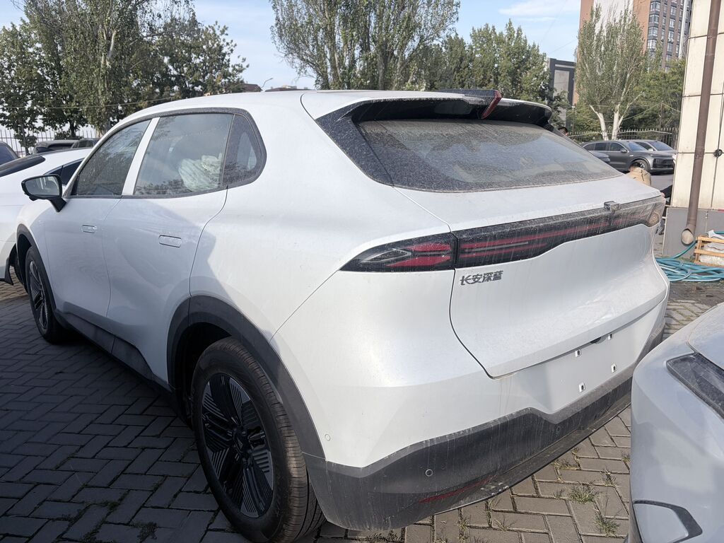 Changan : 2026 г., 1.5 л, Автомат, Бензин: фото 7