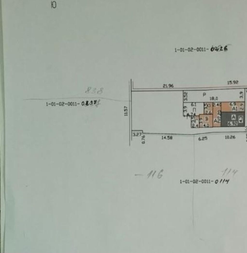 Продается участок с домом 4.2 сотки,красная книга,первая линия,р-он: фото 2