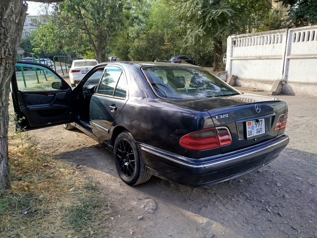 Mercedes-Benz E-Class: 1999 г., 2.4 л, Автомат, Газ, Седан: фото 4