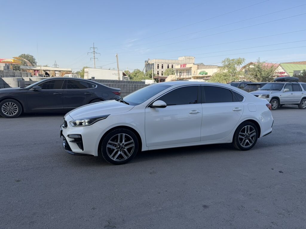 Kia K3: 2020 г., 1.6 л, Автомат, Бензин, Седан: фото 3