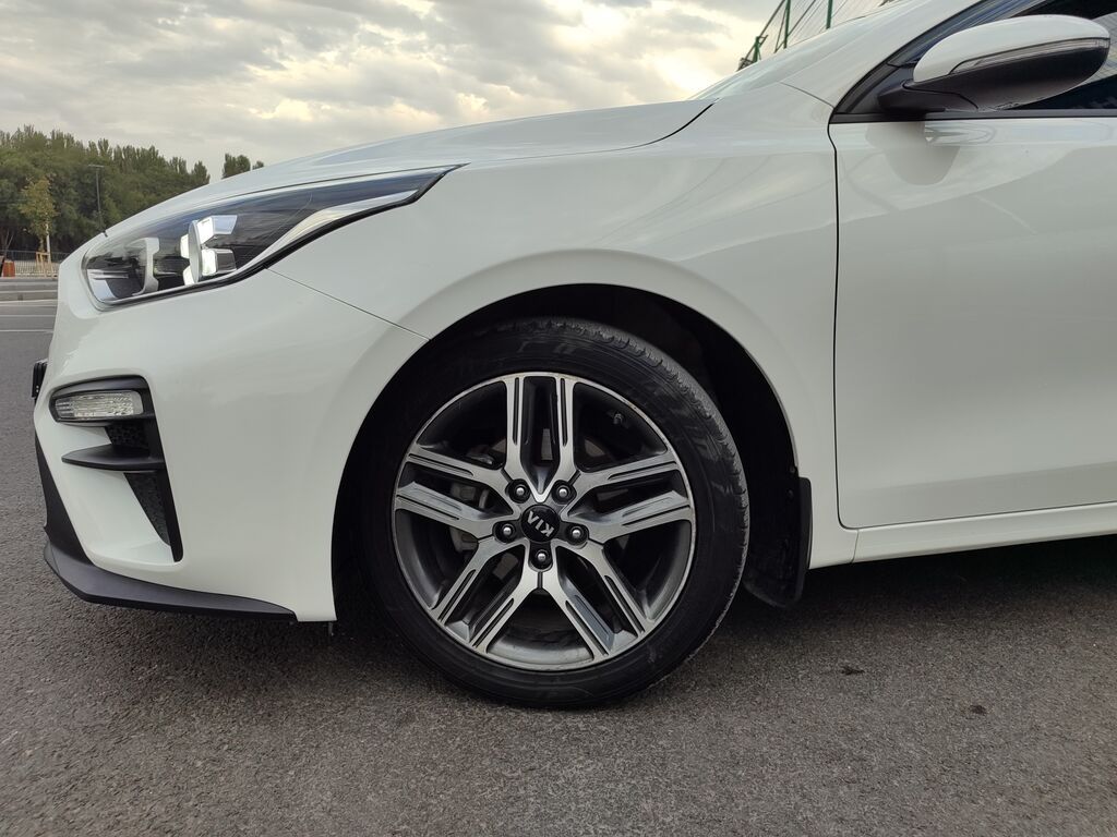 Kia Cerato: 2020 г., 1.6 л, Автомат, Бензин, Седан: фото 2