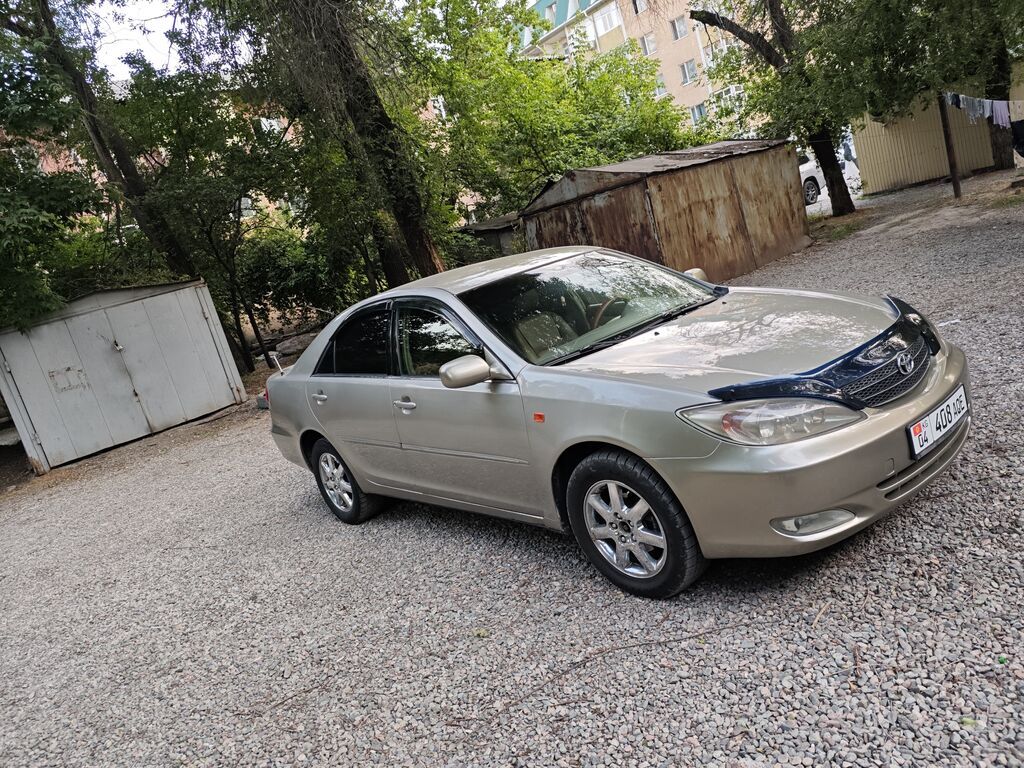 Toyota Camry: 2004 г., 2.4 л, Автомат, Бензин, Седан: фото 2