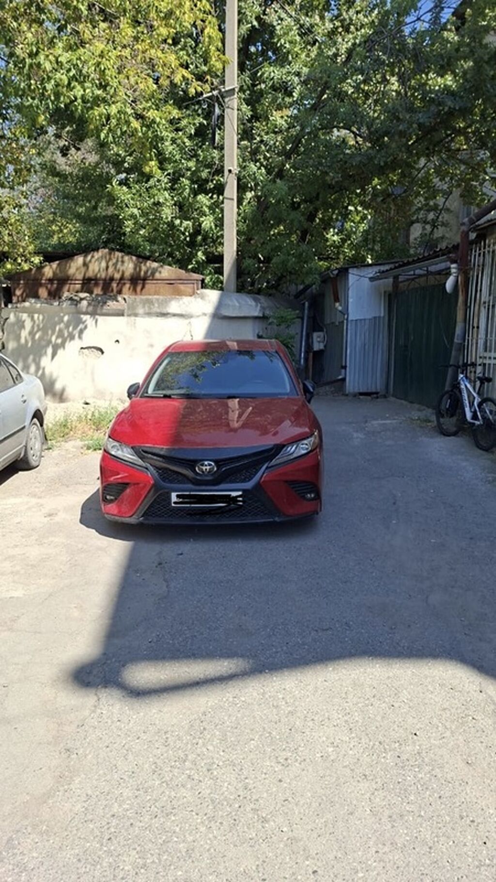 Toyota Camry: 2020 г., Автомат, Седан: фото 2