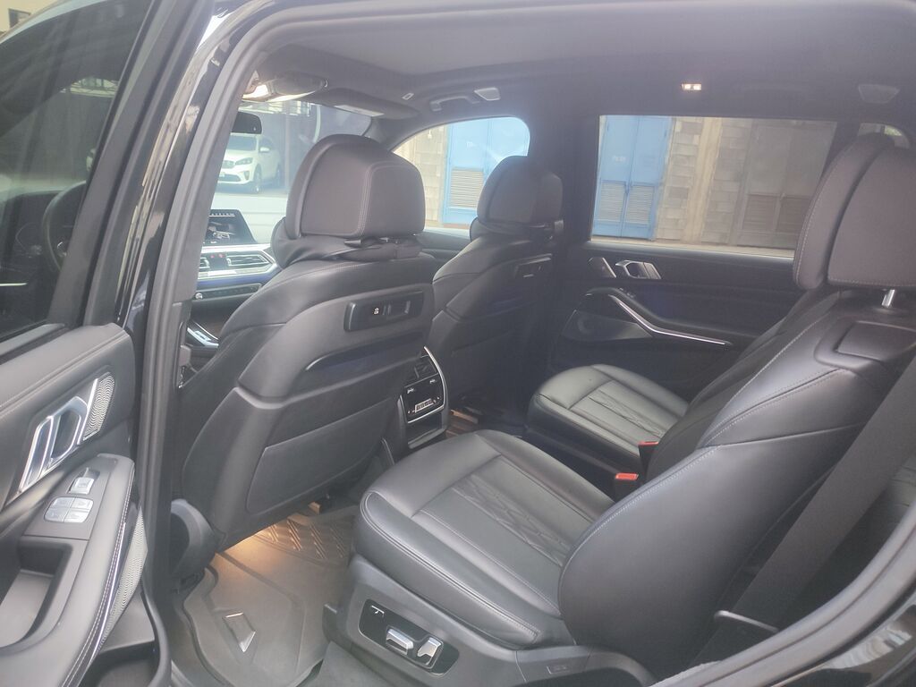 BMW X7: 2020 г., 4.4 л, Автомат, Бензин, Внедорожник: фото 6