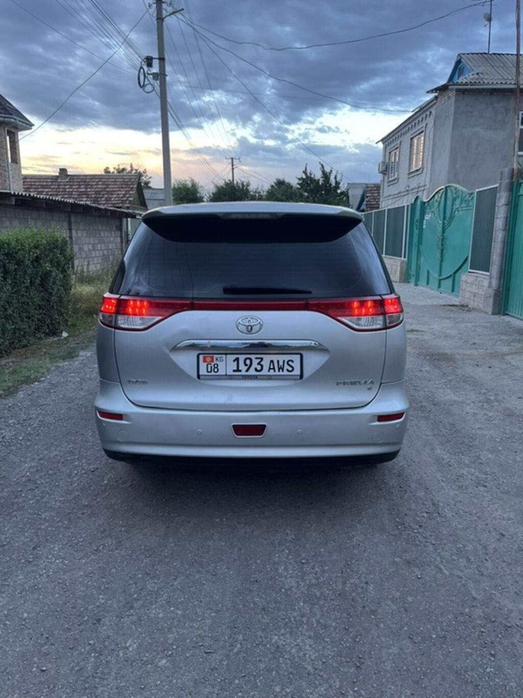 Toyota Previa: 2019 г., 2.4 л, Автомат, Газ: фото 3