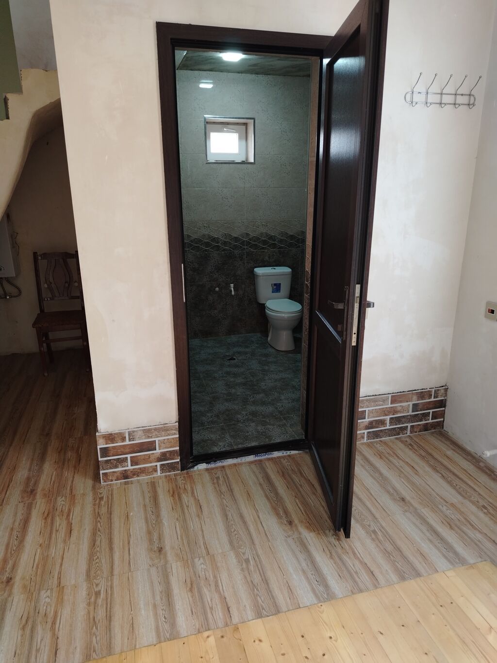 80 kv. m, 2 otaqlı, Qaz