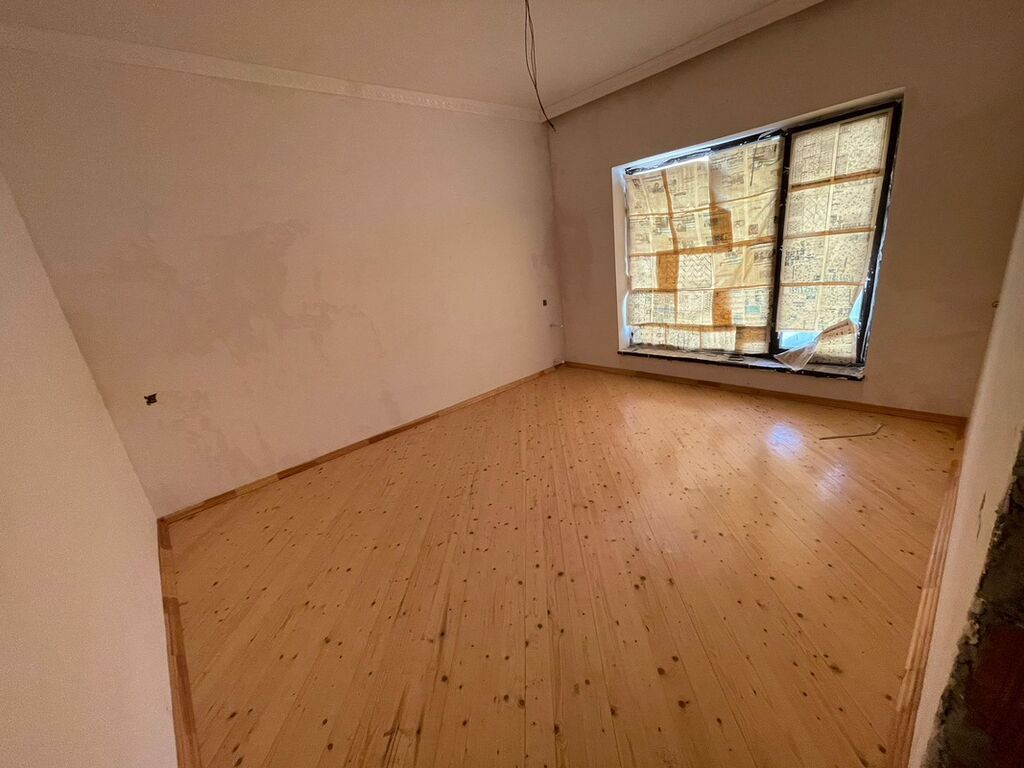 6 otaqlı, 232 kv. m