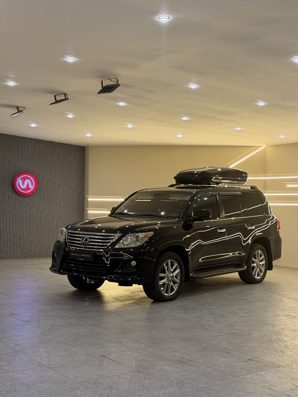 Lexus LX: 2008 г., 5.7 л, Автомат, Бензин: фото 3