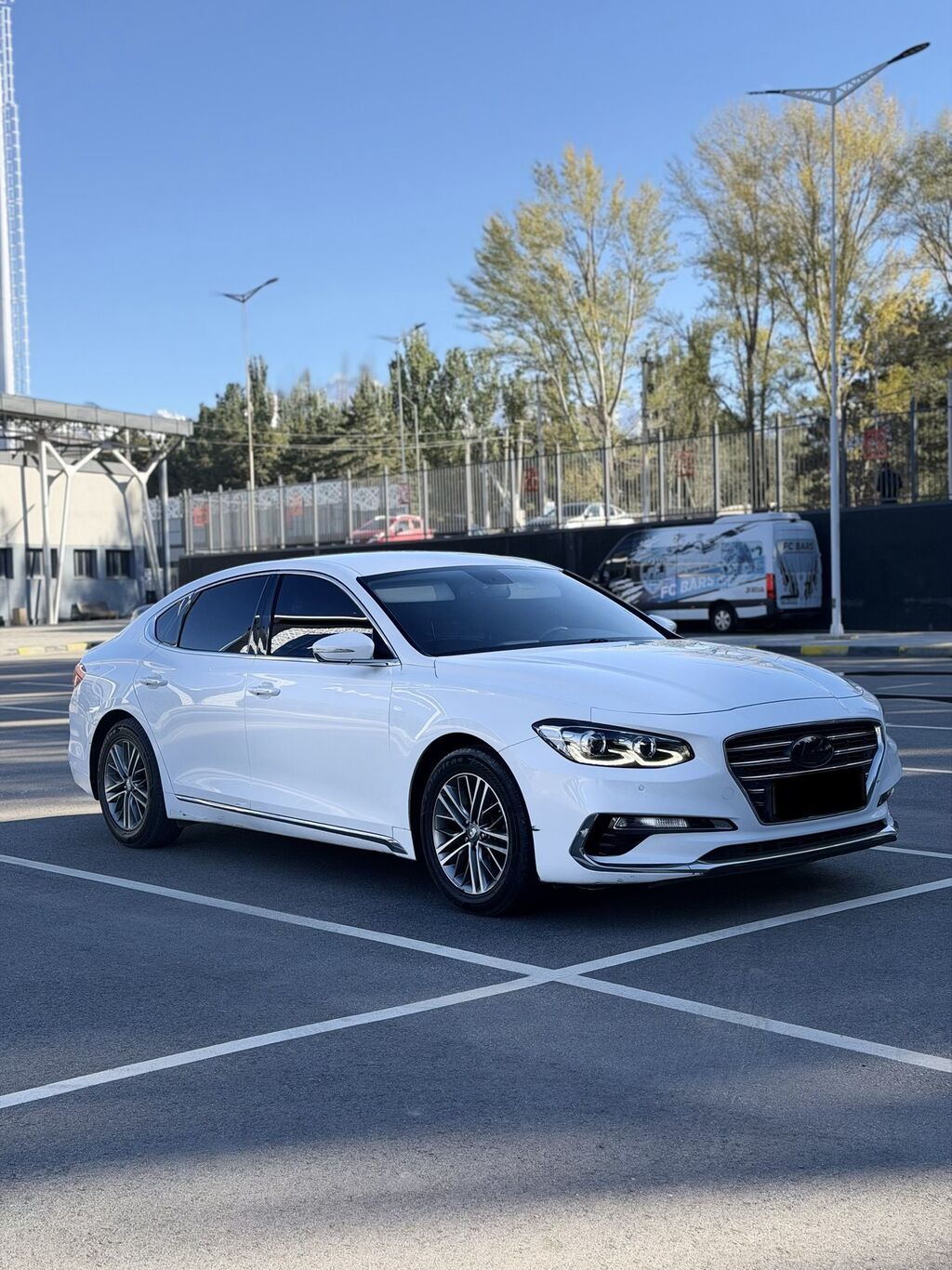 Hyundai Grandeur: 2018 г., 3 л, Автомат, Газ, Седан: фото 1