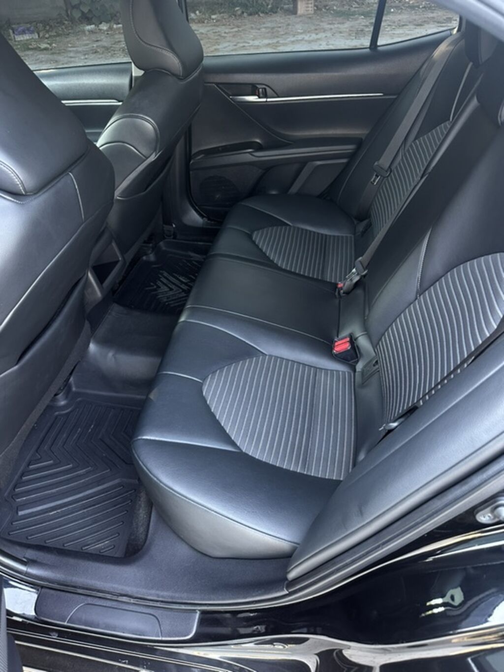 Toyota Camry: 2021 г., 2.5 л, Автомат, Бензин, Седан: фото 8