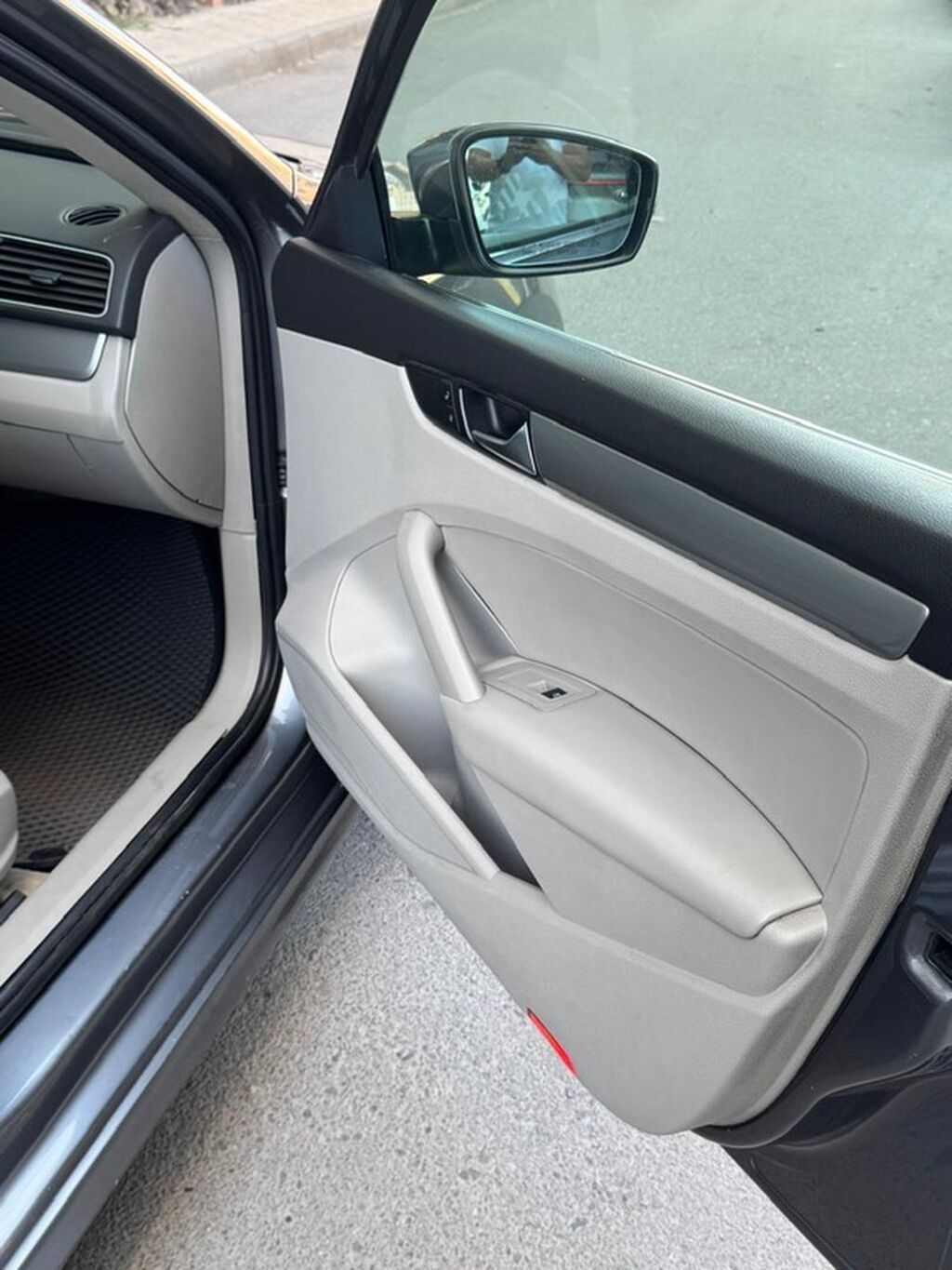 Volkswagen Passat: 2016 г., 1.8 л, Автомат, Бензин, Седан: фото 6