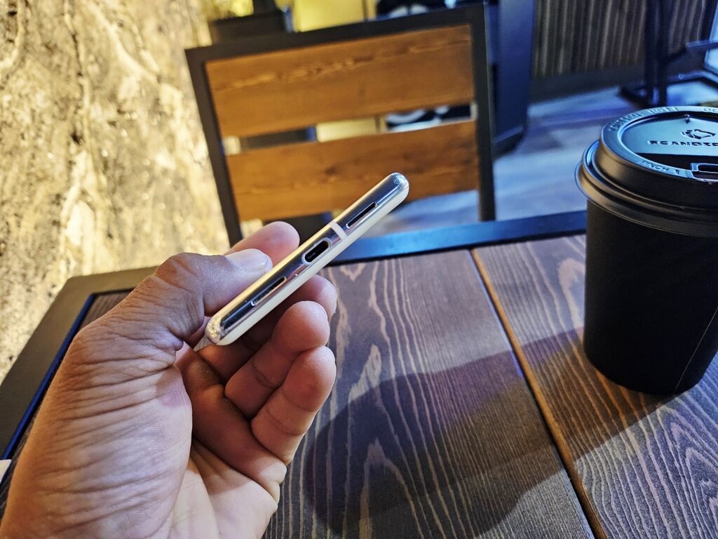 Google Pixel 6 Pro, Б/у, 128 ГБ, цвет - Белый, 1 SIM, 2 SIM, eSIM: фото 3