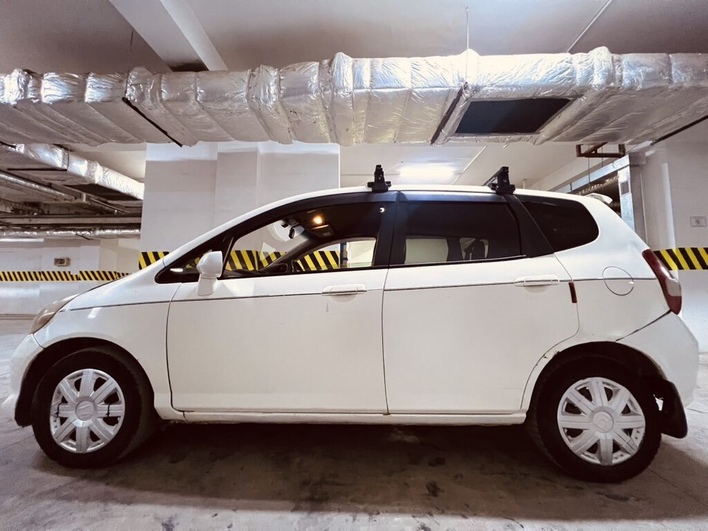 Honda Fit: 2002 г., 1.3 л, Автомат, Бензин, Хэтчбэк: фото 4