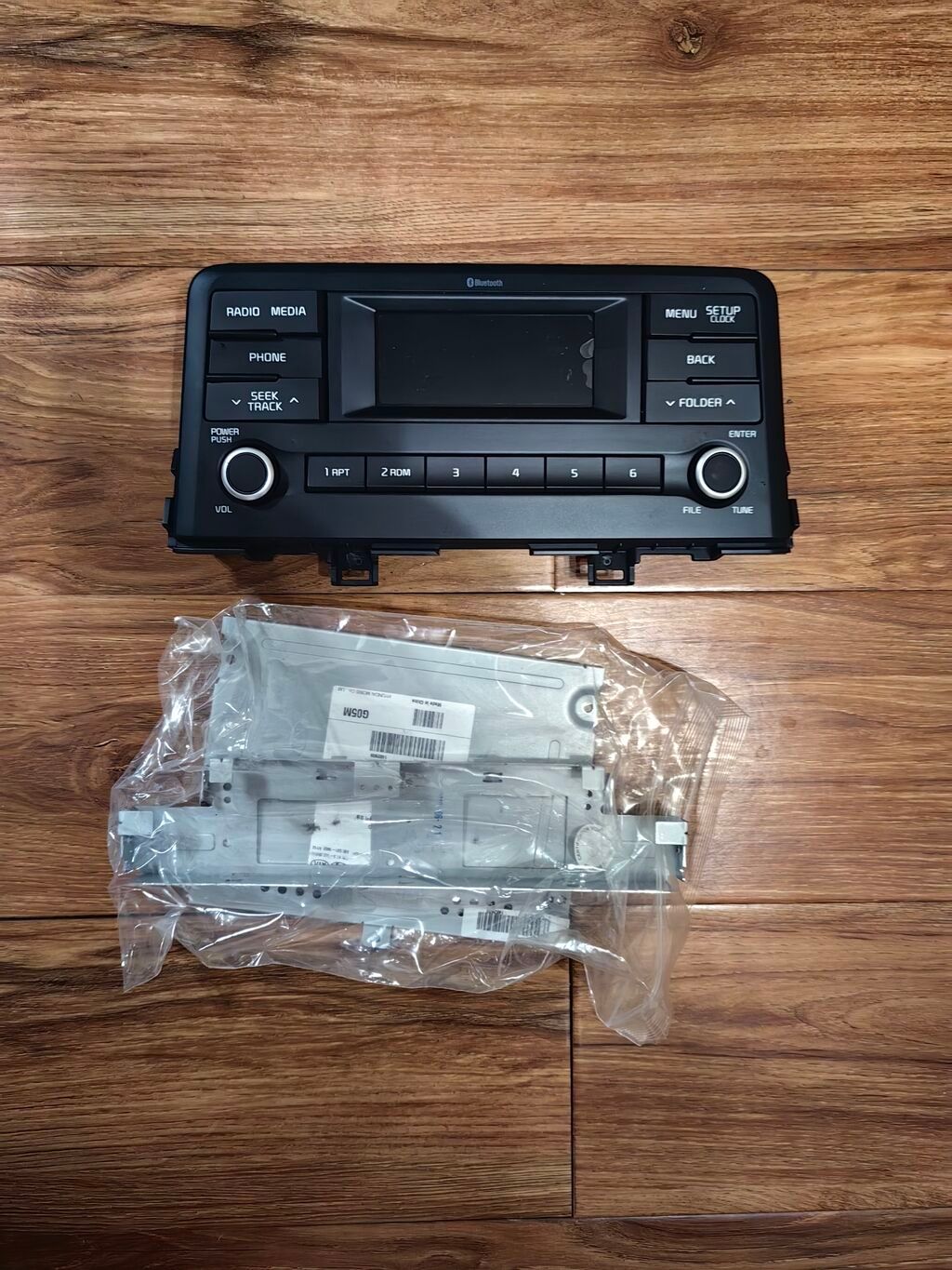 Новый, 2-DIN, 14 ", Без системы