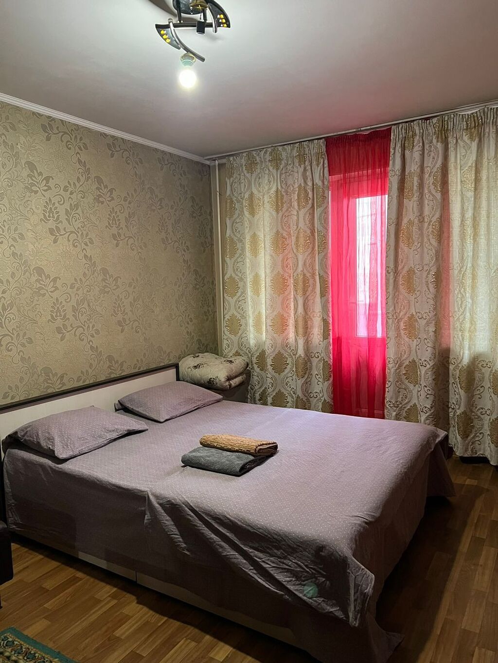 1 комната, ул. Московская / Турусбекова, Душевая кабина, Постельное белье, Бронь, фото 1