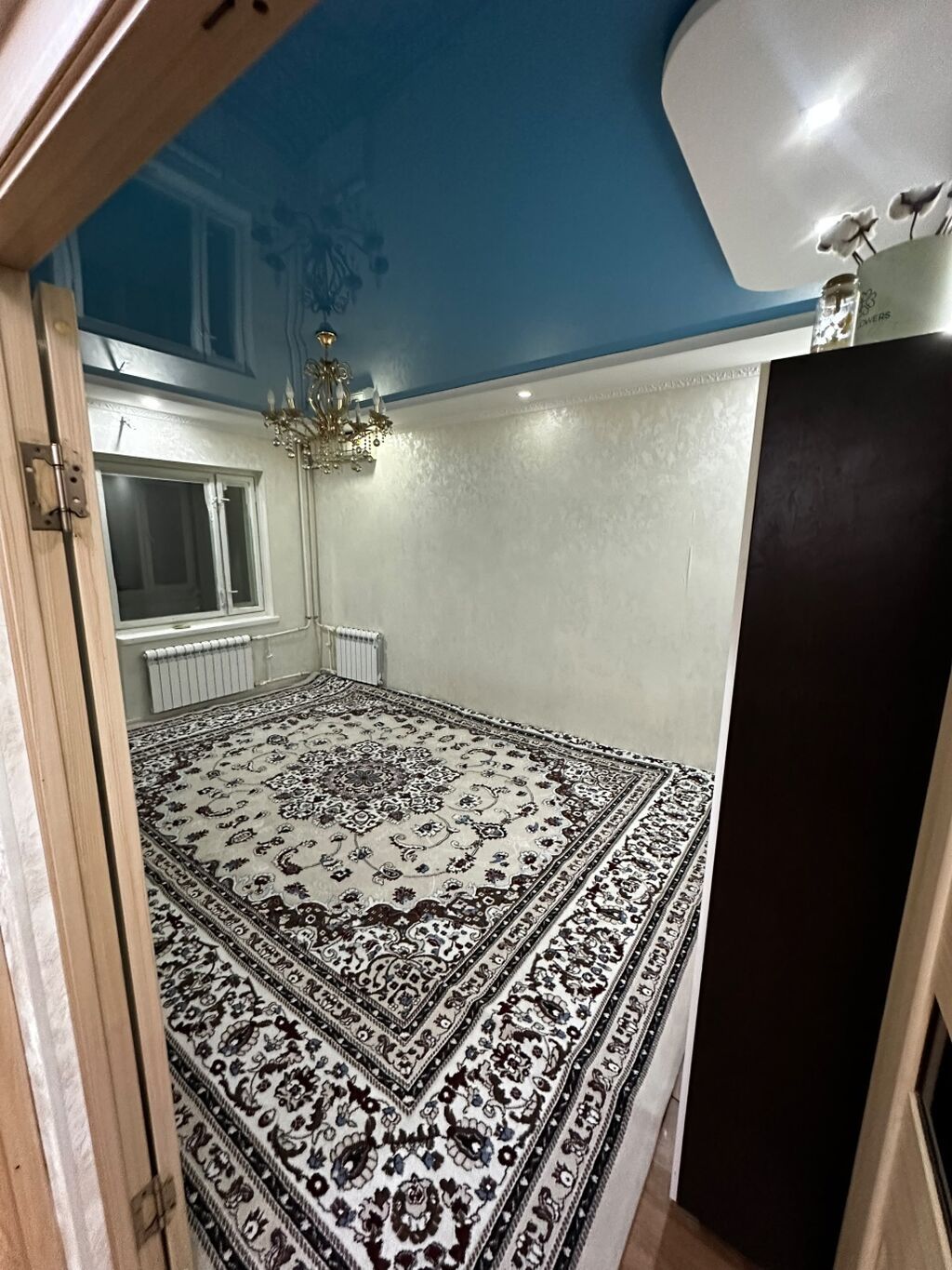 Сдаётся 3-х комнатная кв,в мкр Кок Джар,105 серия,3 этажсо всеми: фото 2