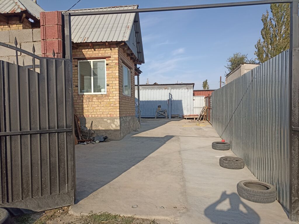4 комнаты, 80 м², 3 соток, Бишкек, Калыс-ордо ж/м Собственник: фото 2