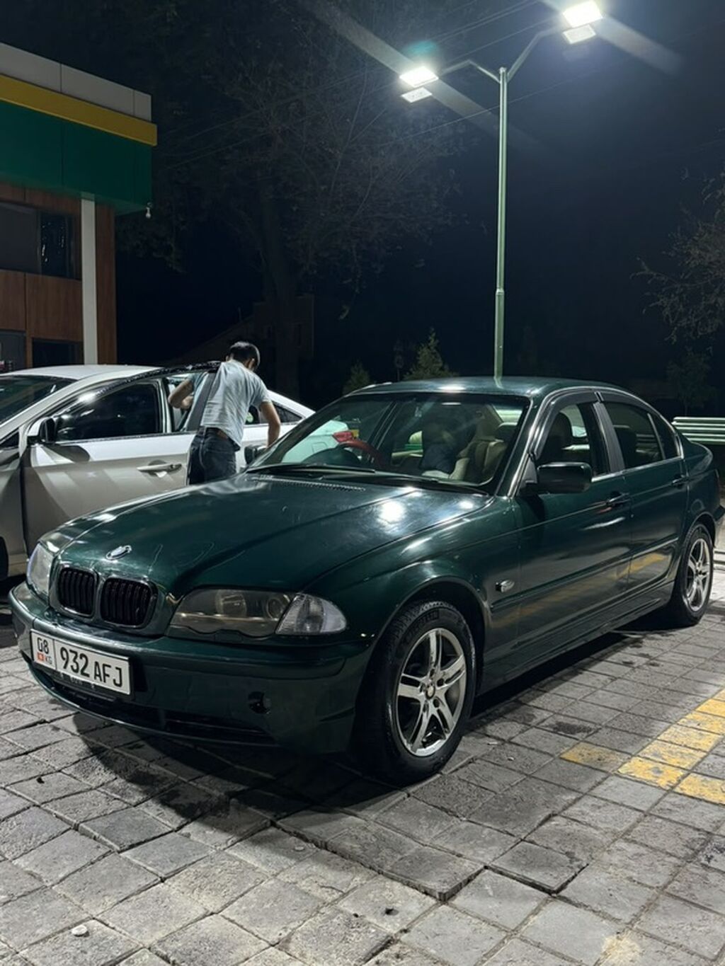 BMW 3 series: 2000 г., 2.5 л, Автомат, Бензин, Седан: фото 1