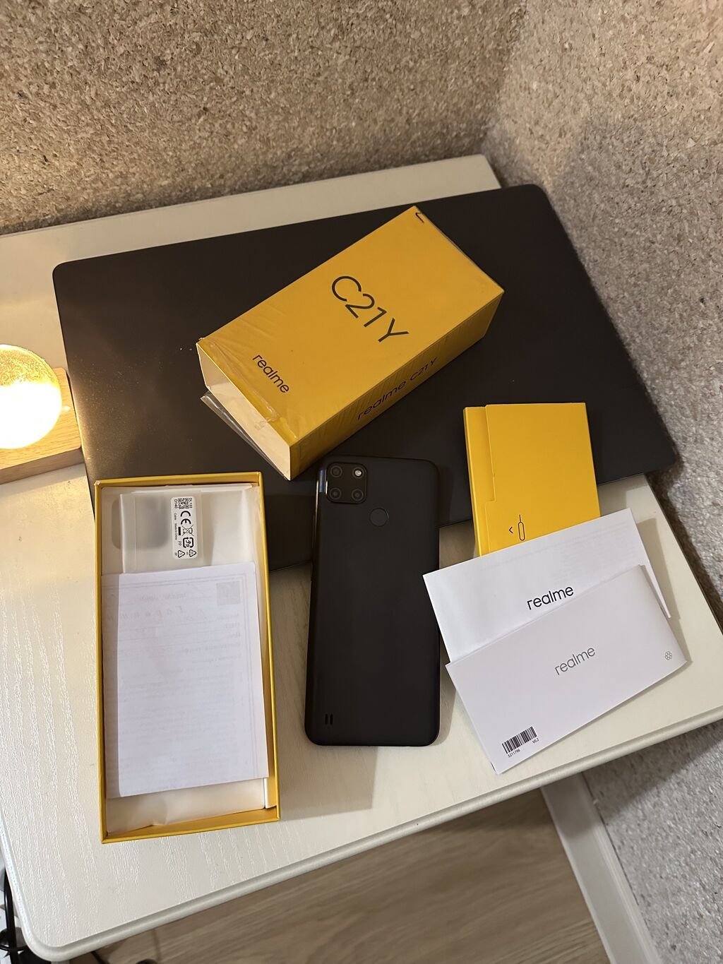 Realme C21Y, Б/у, 64 ГБ, цвет - Черный, 2 SIM — фото 6