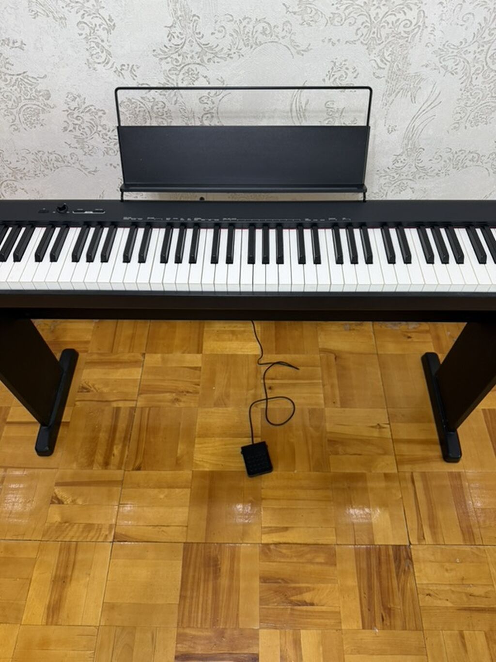 Casio CDP-100 — цифровое пианино 88 клавиш Продаю цифровое пианино: фото 2
