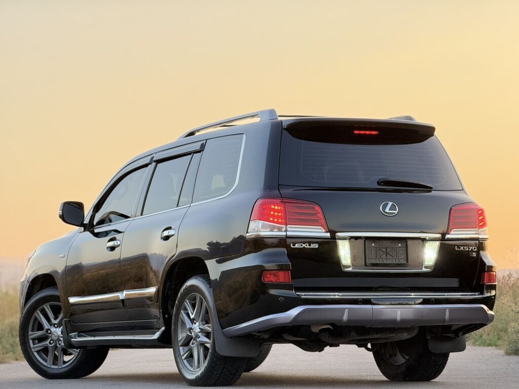 Lexus LX: 2008 г., 5.7 л, Автомат, Газ, Внедорожник: фото 4