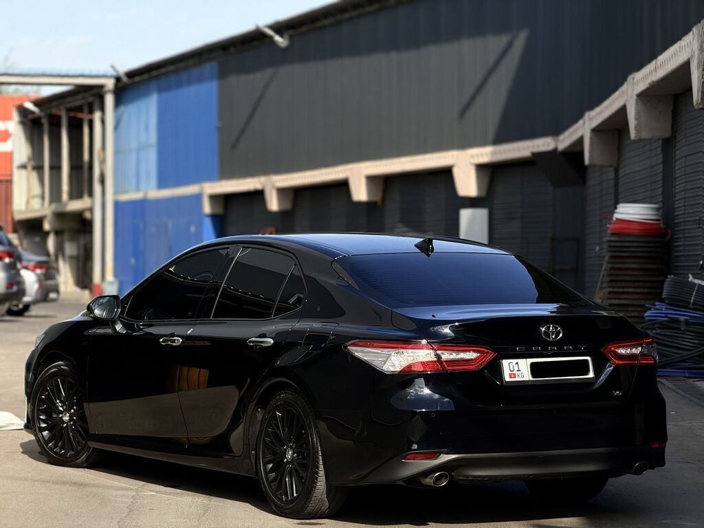 Toyota Camry: 2018 г., 3.5 л, Автомат, Бензин, Седан: фото 4