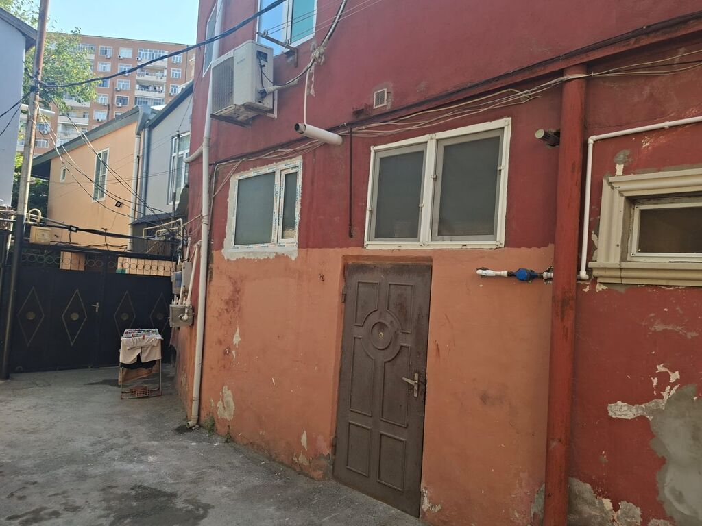 80 kv. m, 2 otaqlı, Telefon, İnternet, İşıq