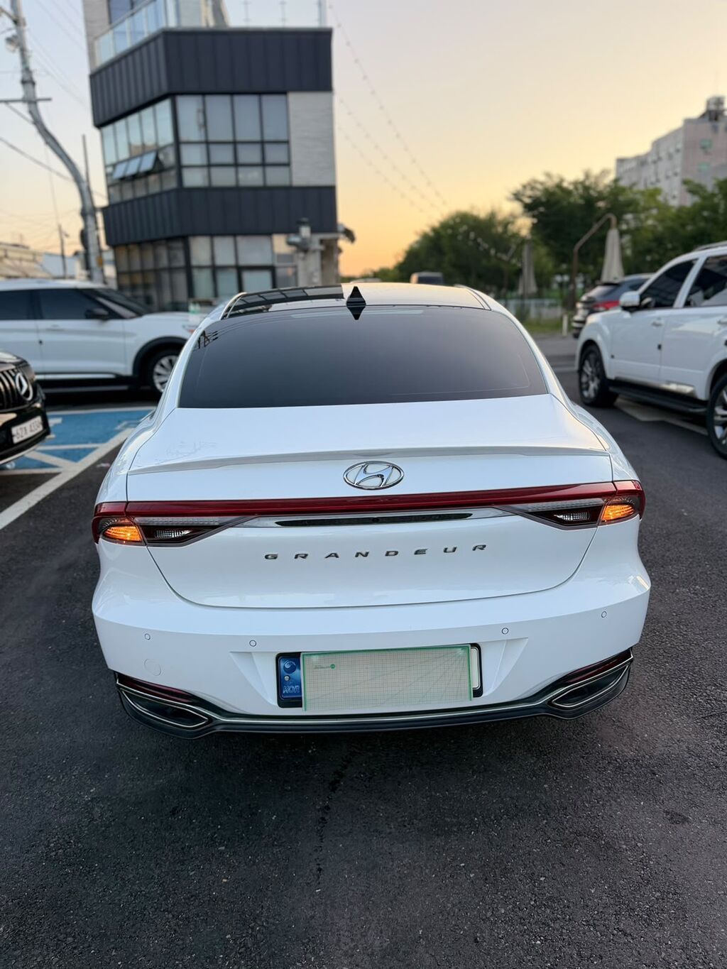 Hyundai Grandeur: 2020 г., 2.4 л, Типтроник, Гибрид, Седан: фото 4