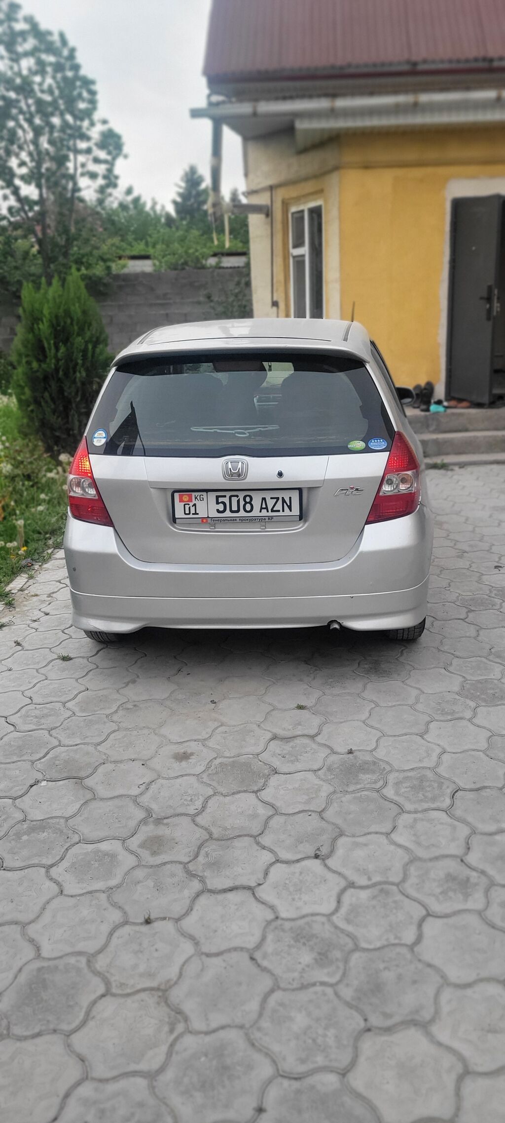 Honda Fit: 2001 г., 1.3 л, Вариатор, Бензин — фото 3