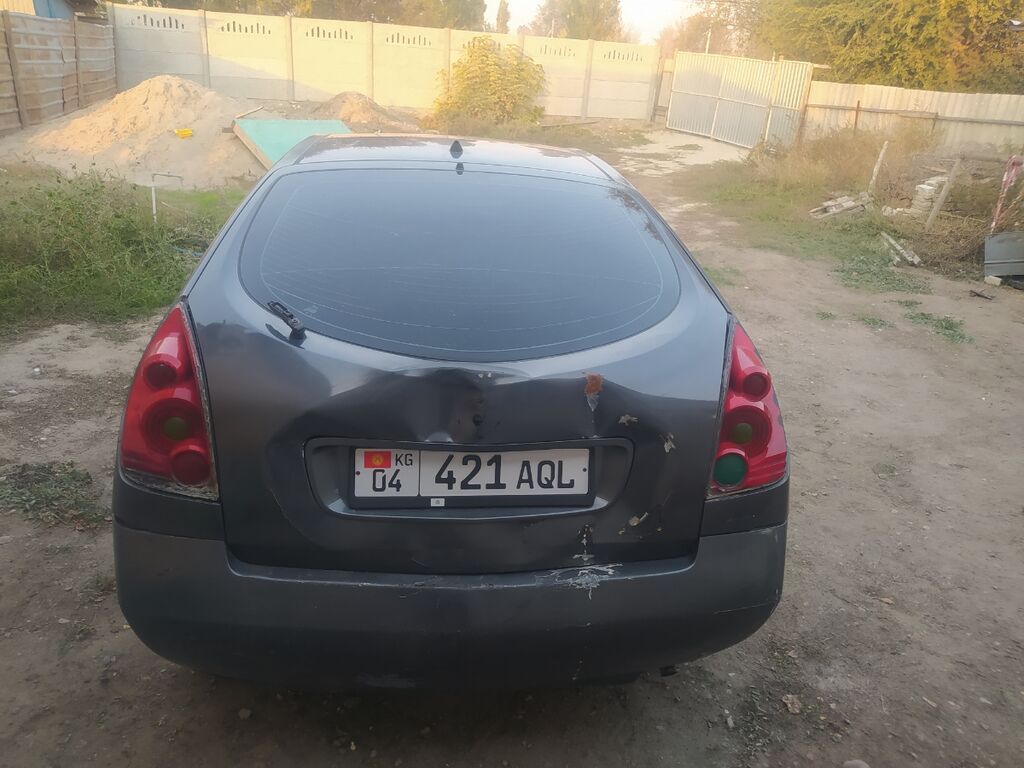 Nissan Primera: 2003 г., 2 л, Механика, Бензин, Хэтчбэк: фото 2