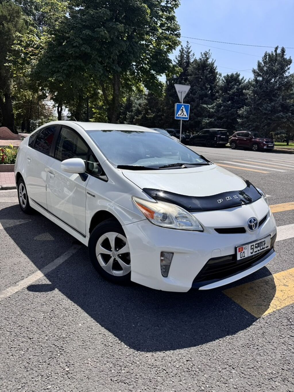 Toyota Prius: 2012 г., Автомат, Гибрид: фото 3