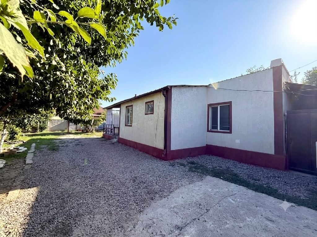 3 комнаты, 70 м², 5 соток, Бишкек, Собственник: фото 2