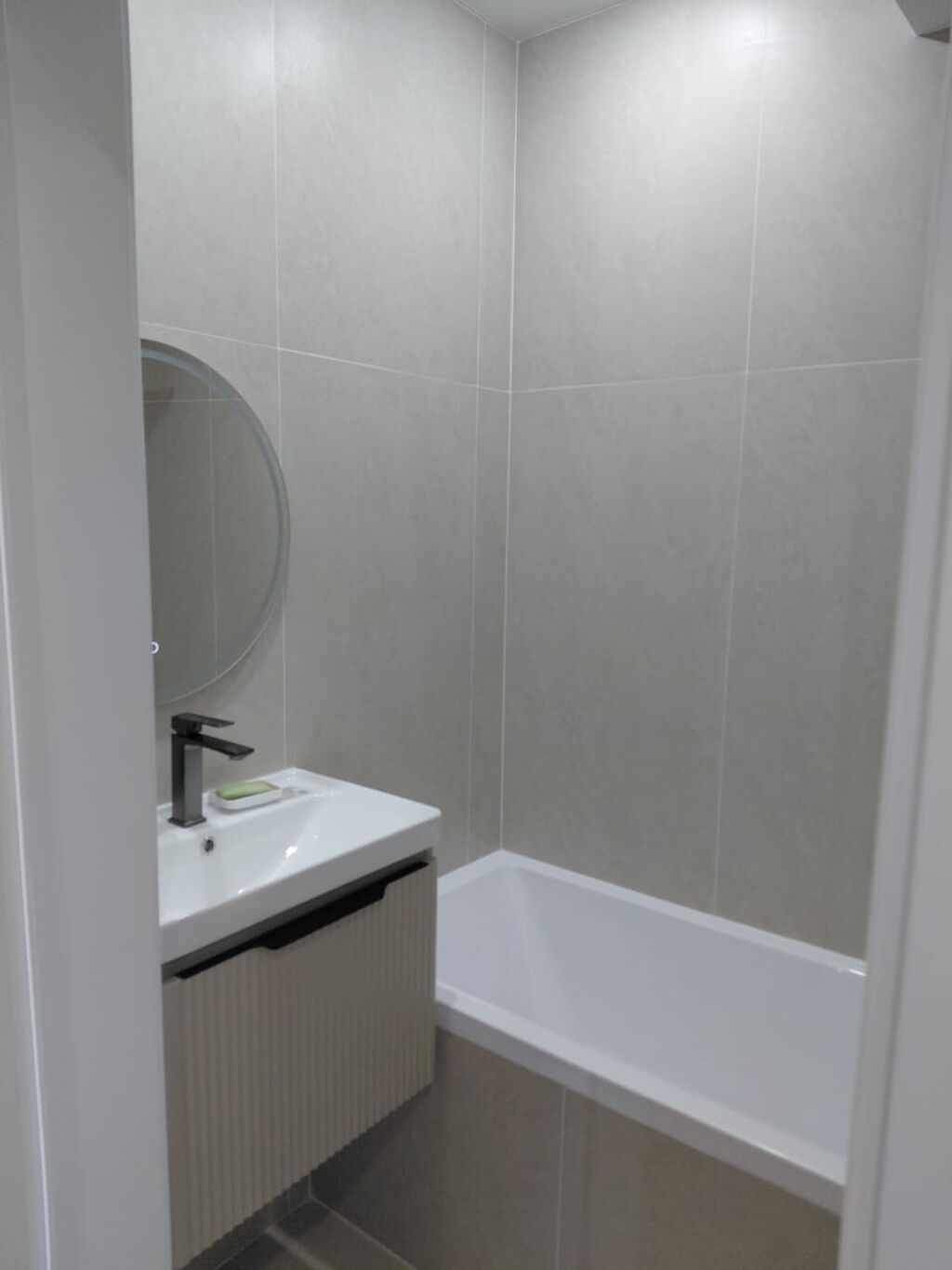 4 комнаты, 80 м², Городское ГАИ Элитка, 9 этаж, Дизайнерский ремонт: фото 7
