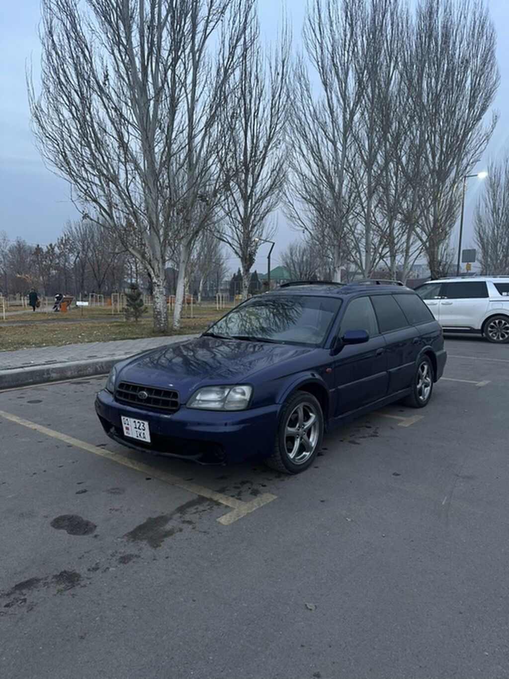 Subaru Outback: 2000 г., 2.5 л, Автомат, Бензин, Универсал: фото 2