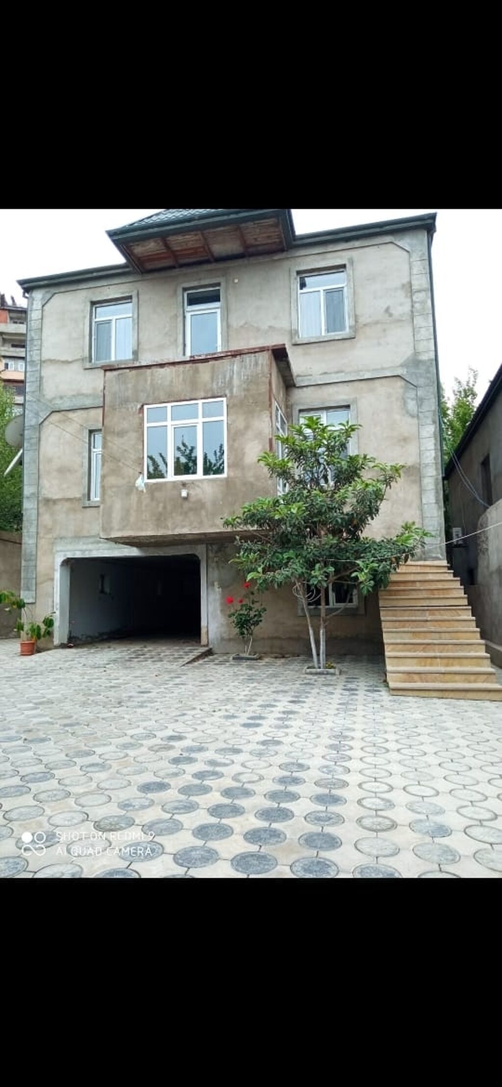Bakıxanov qəs. 9 otaq, 330 kv. m, Orta təmir