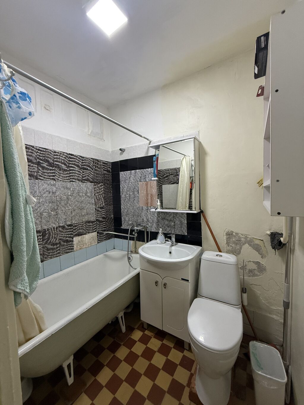 1 комната, 32 м², 9 мкр 104 серия, 1 этаж, Косметический ремонт: фото 5
