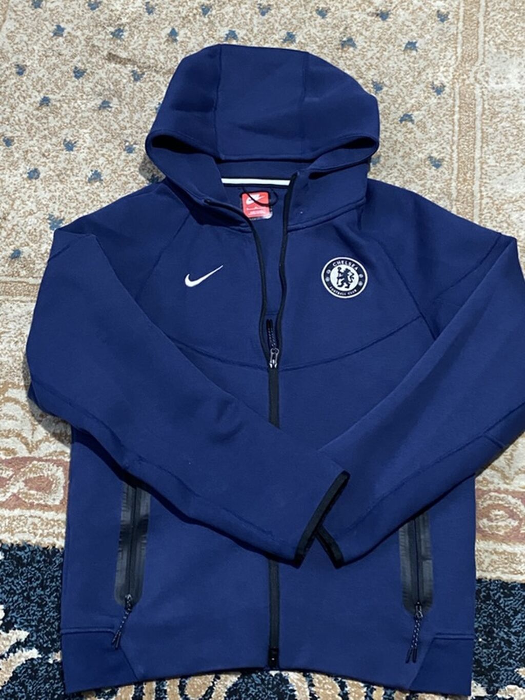 Темно‑синяя мужская спортивная толстовка Nike с капюшоном, на молнии: фото 1