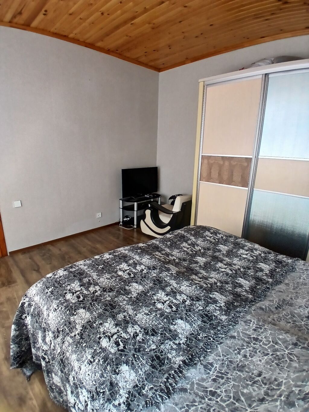 4 otaqlı, 109 kv. m, Yeni təmirli