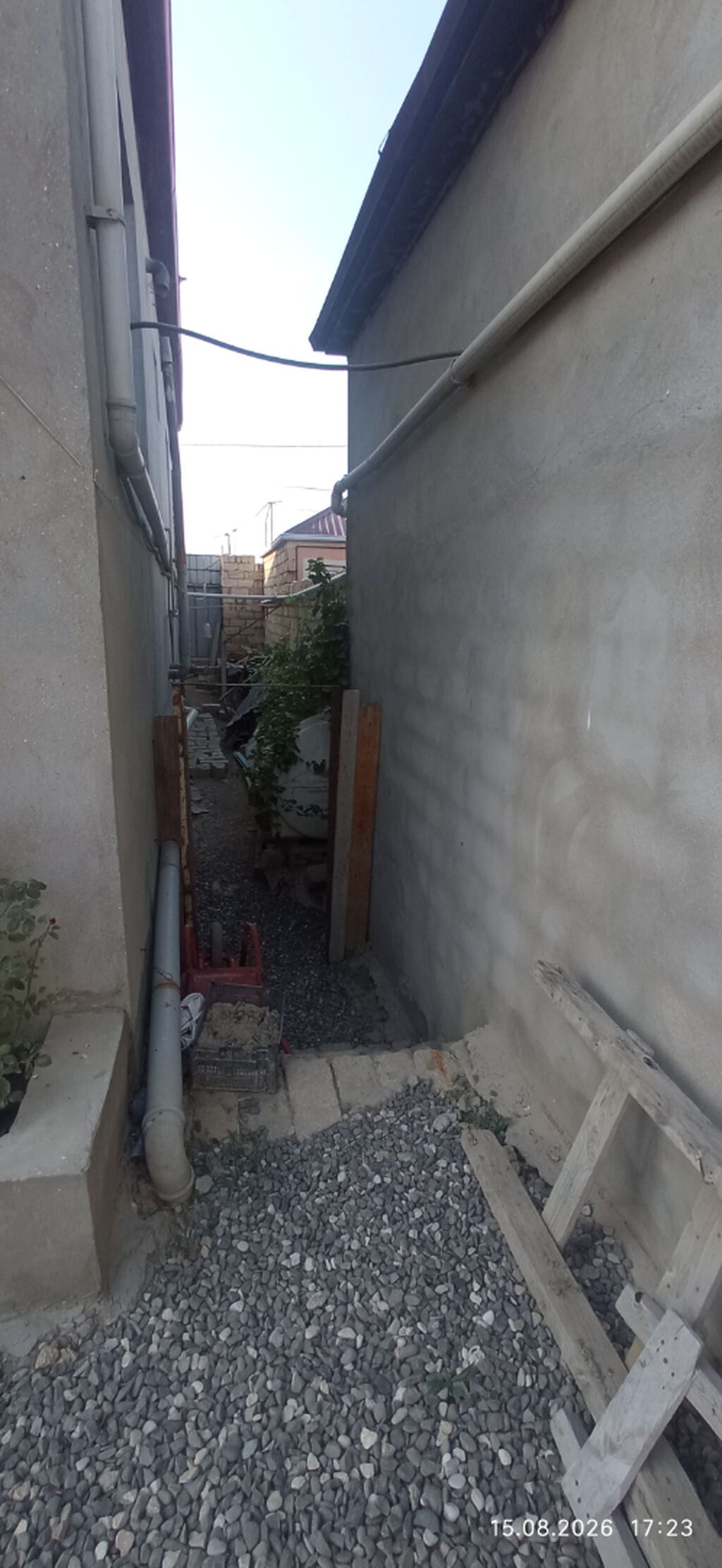 4 otaqlı, 132 kv. m, Yeni təmirli