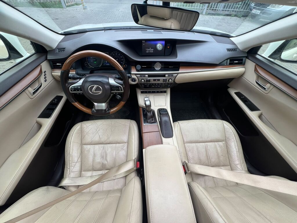 Lexus ES: 2018 г., 2.5 л, Автомат, Гибрид, Седан: фото 8