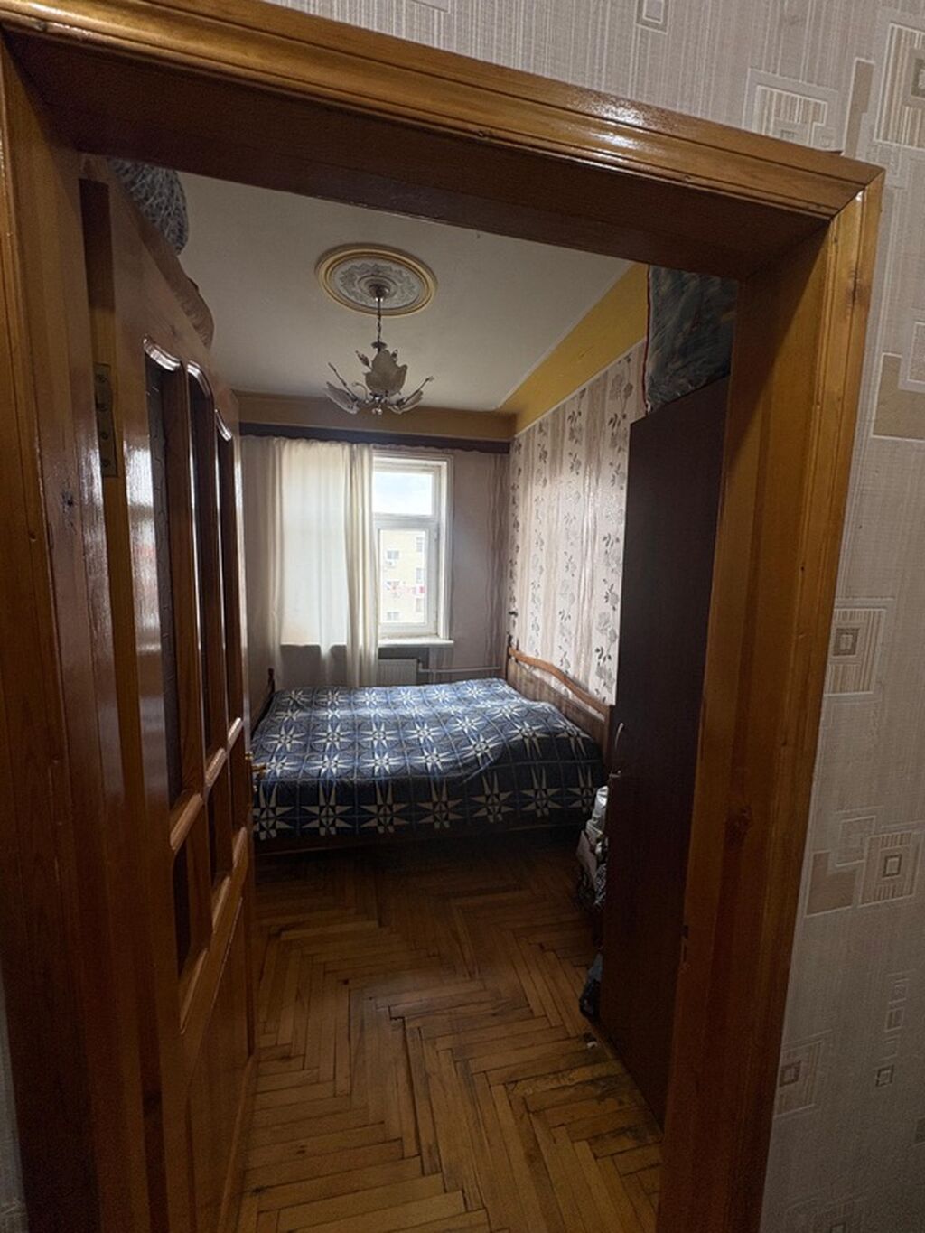 Bakı, 8-ci kilometr, 3 otaqlı, Köhnə tikili, m. Xalqlar Dostluğu, 80 kv. m