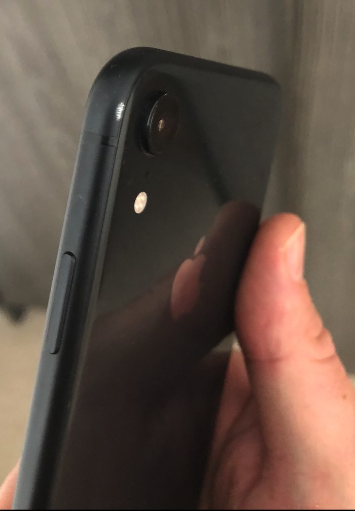 Apple Iphone: Apple iphone xr 128gb black на lalafo.tj Apple iphone xr 128gb black в Ёва