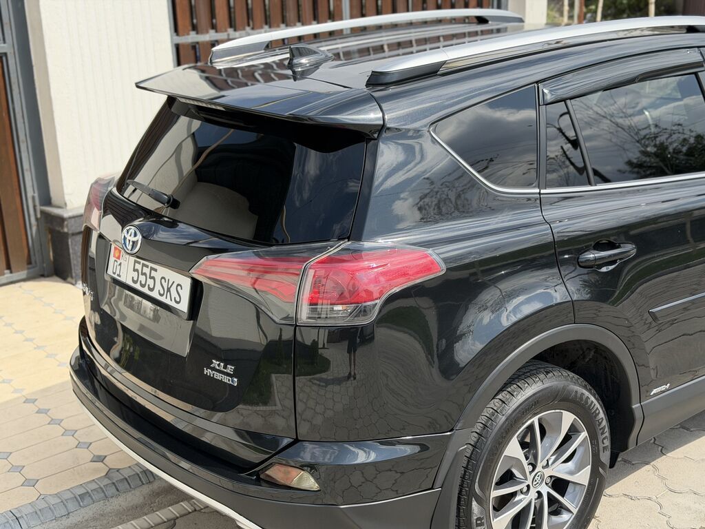 Toyota RAV4: 2018 г., 2.5 л, Вариатор, Гибрид: фото 6