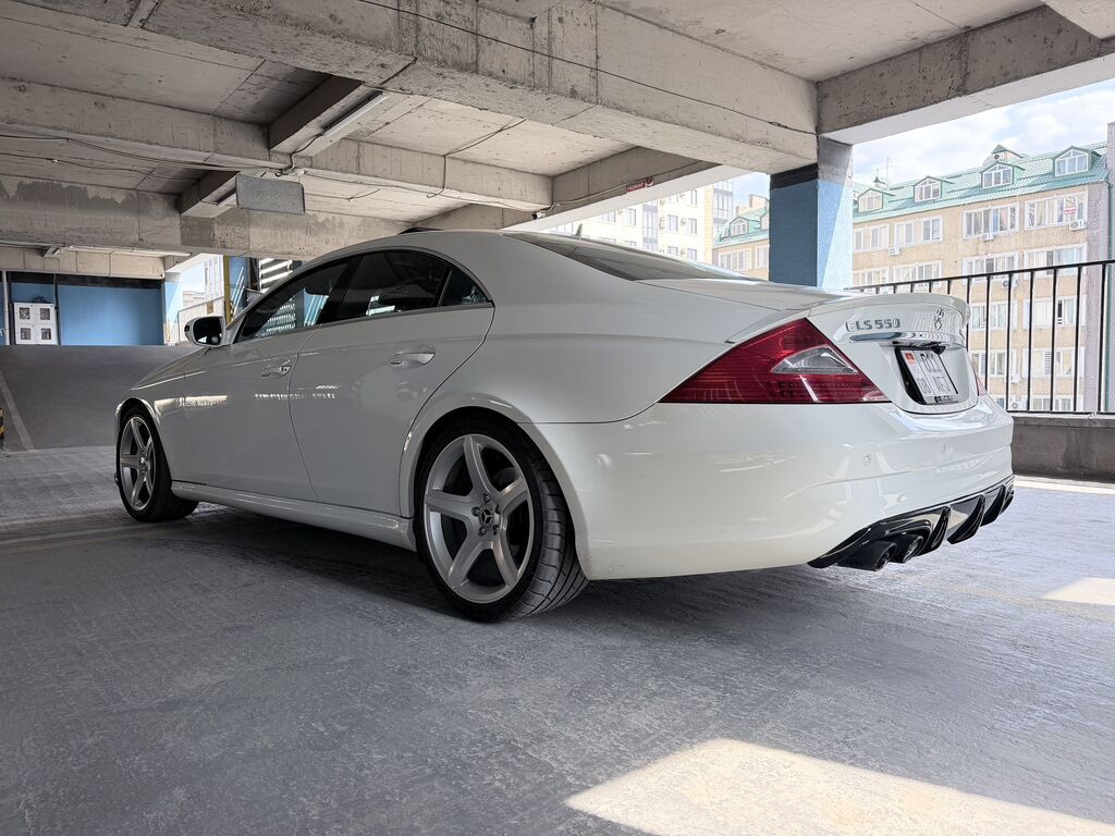 Mercedes-Benz CLS-Class AMG: 2008 г., 5.5 л, Автомат, Бензин, Седан: фото 6