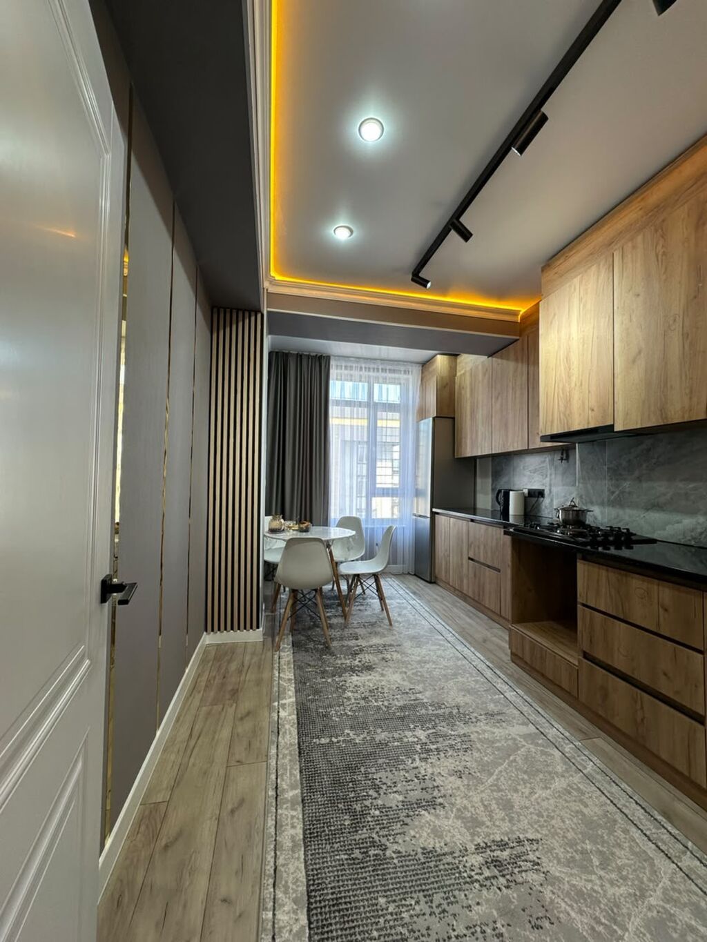 2 комнаты, 60 м², АУЦА Элитка, 9 этаж, Дизайнерский ремонт: фото 4